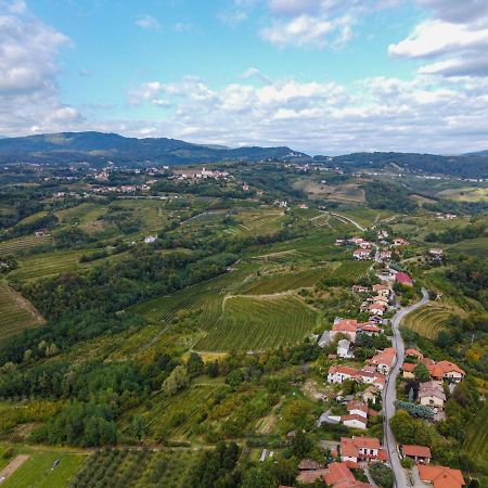 Apartma Tri Oljke Dobrovo Exterior foto